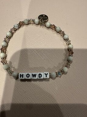 HOWDY Beaded Stretch Bracelet in Cream and Pink